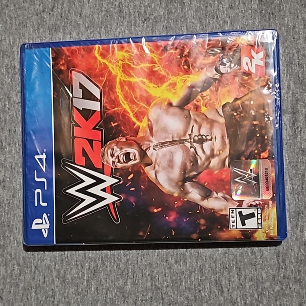 NWOT PS4 WWE W2K17 Game
